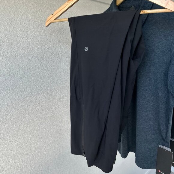 Mens LuLu surge joggers - Picture 1 of 4